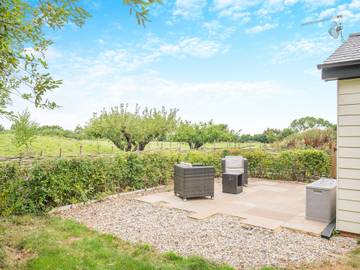 Cottage for 2 People in Essex, East of England, Photo 2