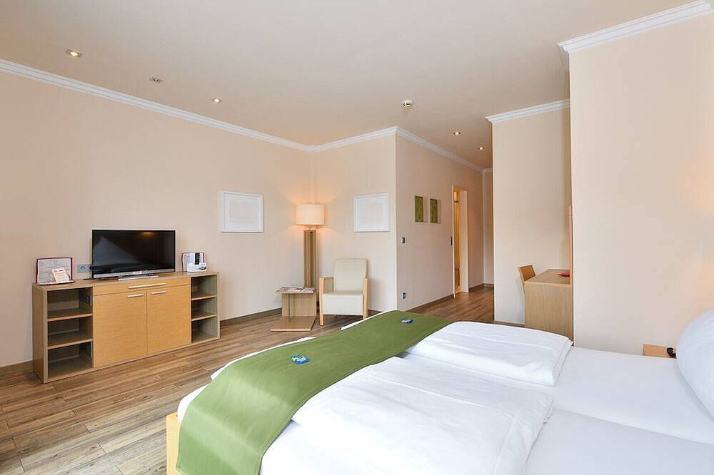 Ganze Wohnung, Double room Seeblick with balcony in Heimbach, Rureifel (Nordrhein-westfalen)