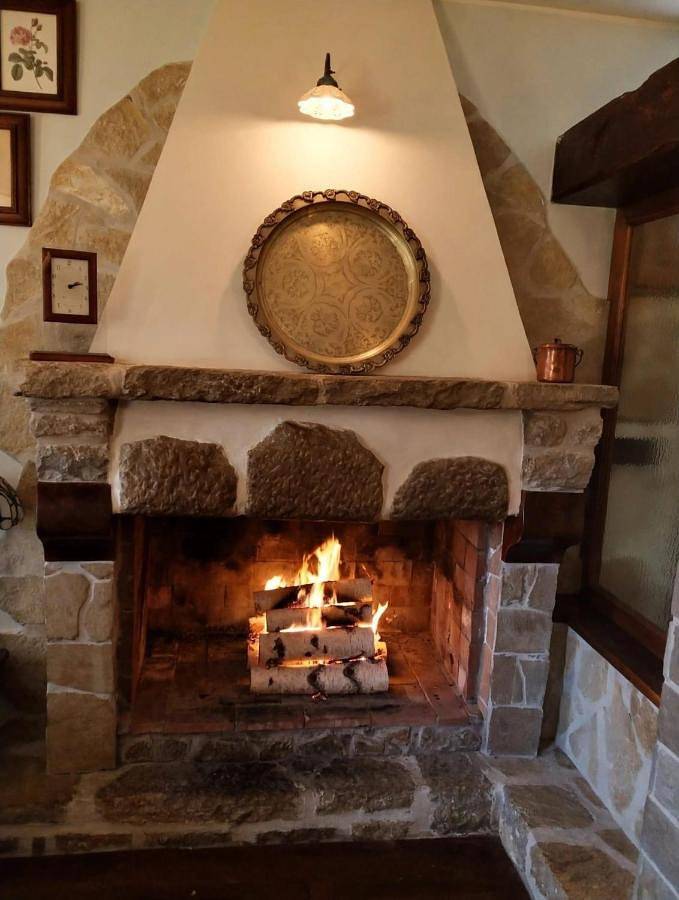 B&b per 2 persone, con Balcone e Terrazza nonché Giardino e Piscina a Agnone Isernia