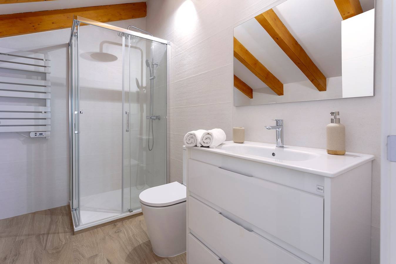 Apartamento entero, Sophisticated House with Terrace. Plaza del Realejo in Realejo-San Matías, Granada