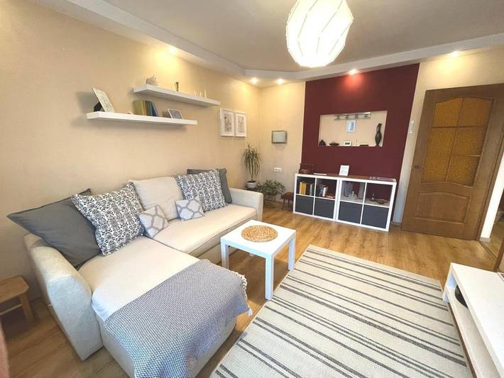 Ferienwohnung für 5 Personen, mit Balkon in Riga
