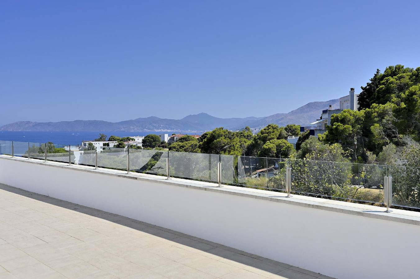 Holiday house for 6 persons approx. 200 qm in Llanca, Costa Brava in Platja Grifeu, Upper Empordà