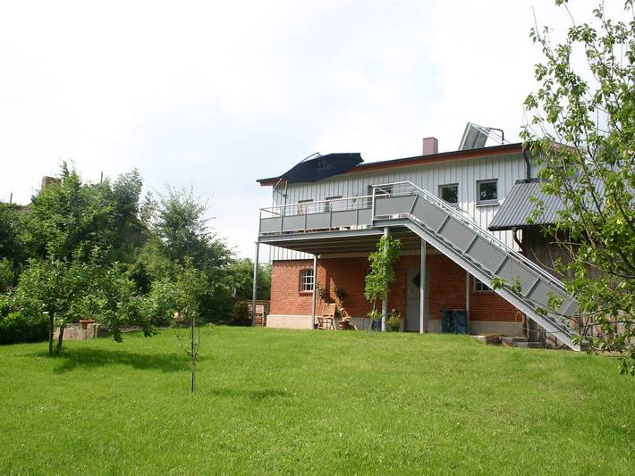 Ferienhaus für 3 Personen, mit Terrasse und Garten