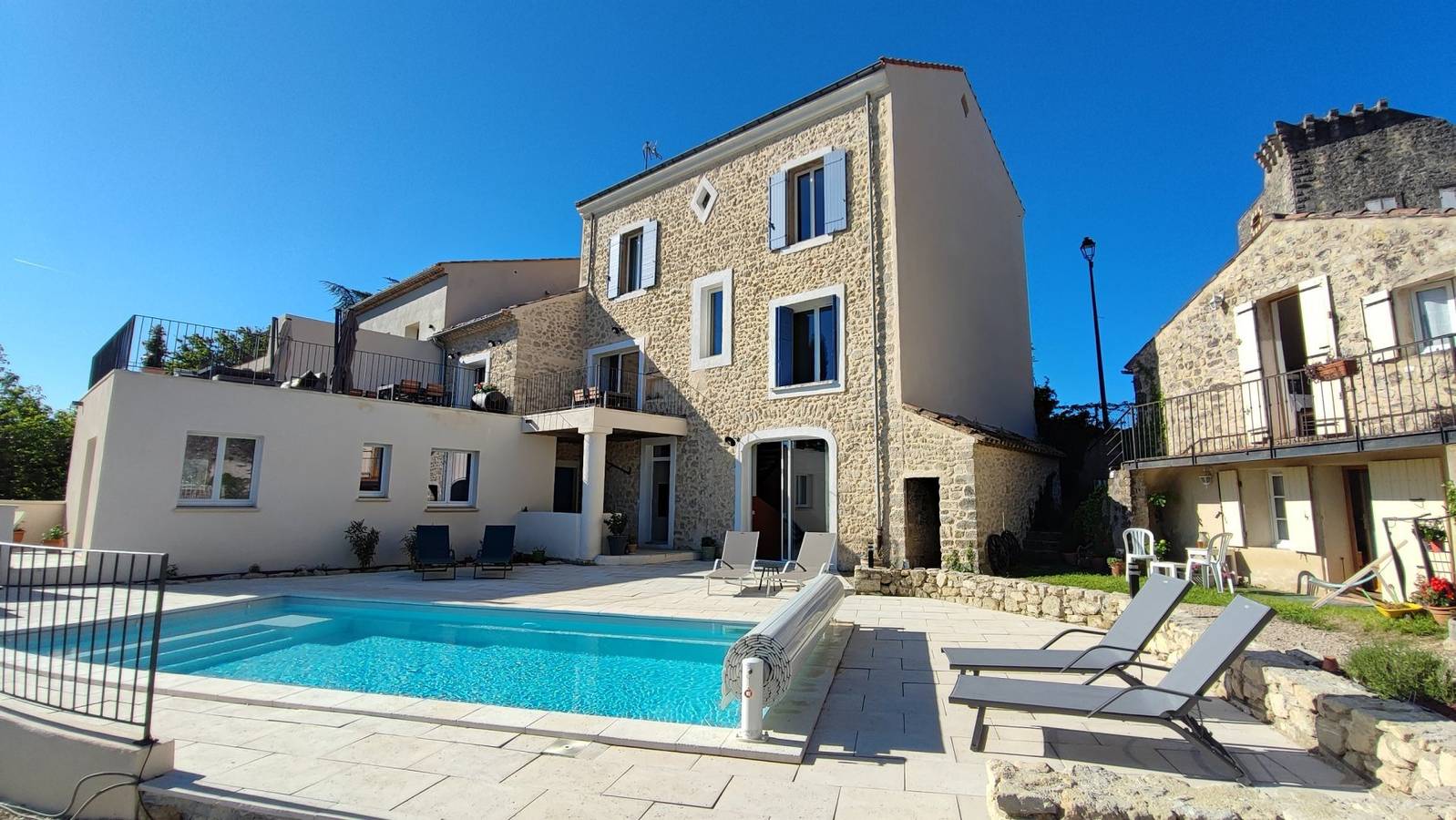Les Terrasses d'Antonin - Chambre d'hôtes et gîte - Chambre "Regarde-moi-venir" in Grambois, Parc naturel régional du Luberon