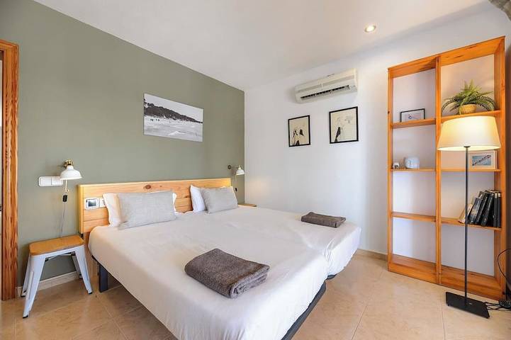 🌴 Villa Suki Ibiza – Plain-pied, piscine et jardin · 7 min Bossa in Sant Jordi de ses Salines, Sant Josep de sa Talaia