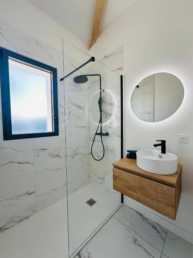 Villa front de mer avec jacuzzi et accès plage in Châtelaillon-Plage, Région de La Rochelle