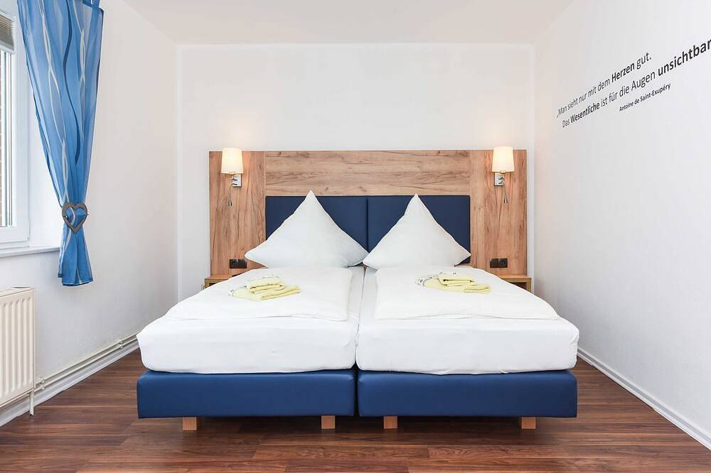 Doppelzimmer B - Huus an't Deep in Altharlingersiel in Altharlingersiel, Neuharlingersiel
