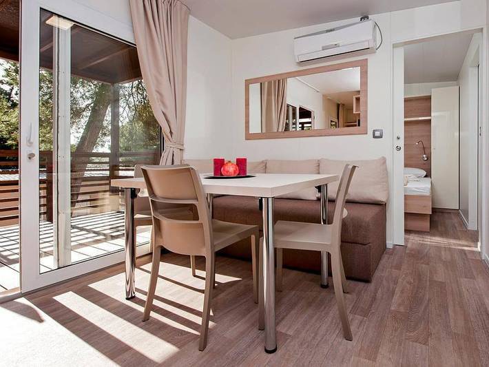 Wohnwagen für 6 Personen, mit Terrasse in Kroatien - 3