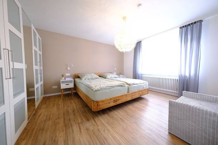 Ganze Wohnung, Gemütliche u. großzügige Ferienwohnung - 15 Min zum Europapark Rust in Teningen - Nimburg, Teningen