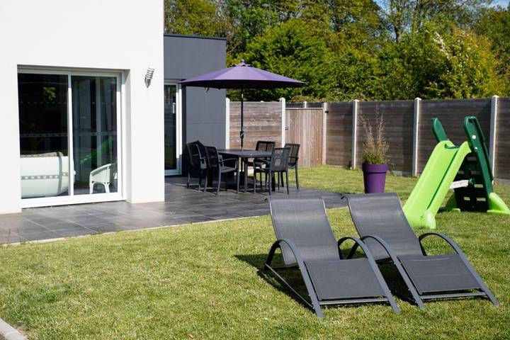 Gîte pour 6 personnes, avec terrasse et jardin à Plévenon - 4