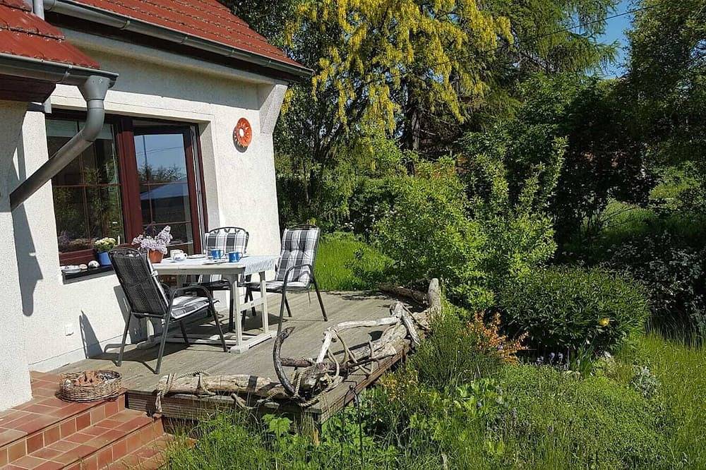 Familienhaus Sonne - mit Gartengrundstück in Mukran, Sassnitz