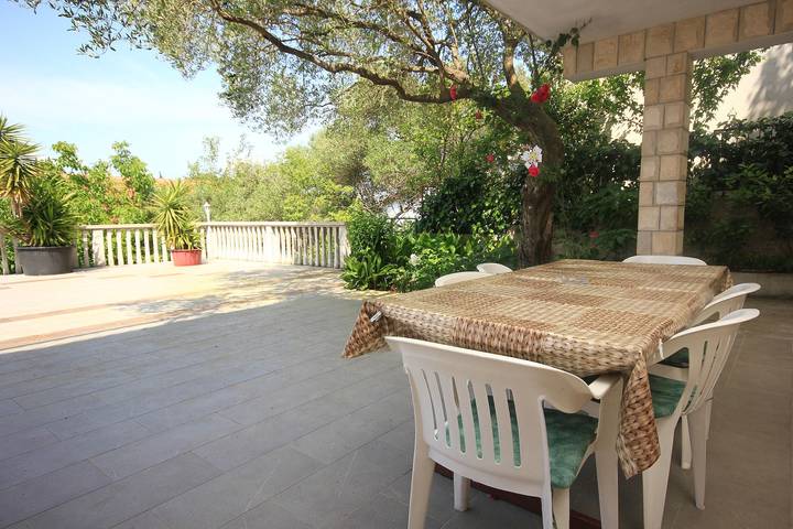 Ferienwohnung für 8 Personen, mit Balkon/Terrasse - 1