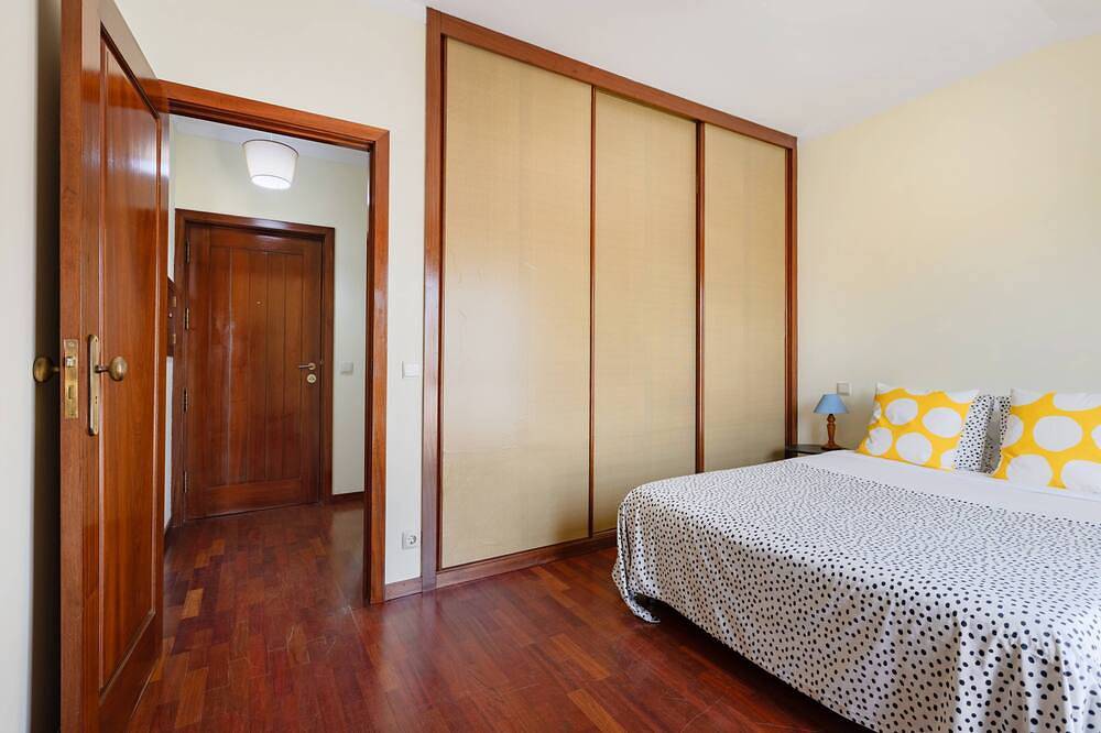 Apartamento entero, Top Floor Retreat in Espinho in Espinho, Distrito de Aveiro