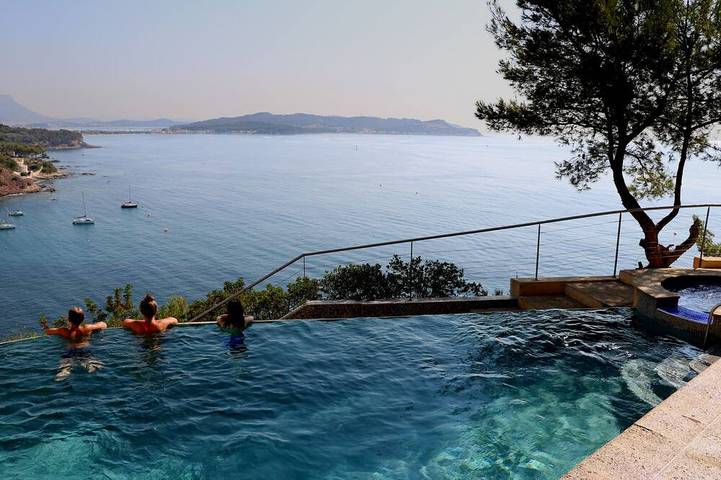 Villa pour 10 personnes, avec jacuzzi et jardin