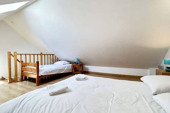 Apartamento entero, Gîte 5, Downtown Vacation Home for 3 People in Le Crotoy, Región de Abbeville