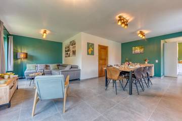 Location de vacances pour 8 personnes, avec jardin dans Champlon