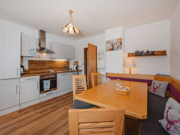 Ferienwohnung für 9 Personen, mit Balkon und Garten in Neukirchen am Großvenediger - 2