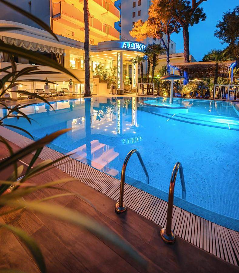 Double Room with Side Sea View in Attilio Beach, Cervia
