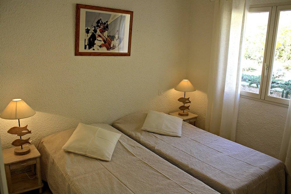 Villa, vue sur la baie de Santa Giulia, jardin arboré, piscine - Porto Vecchio in Santa Giulia, Porto-Vecchio