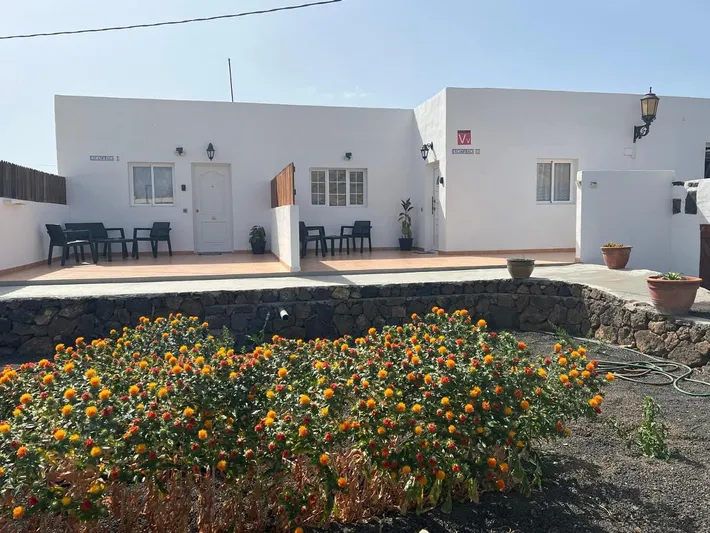 Apartamento de vacaciones para 4 personas, con vistas además de jardín y piscina - 1