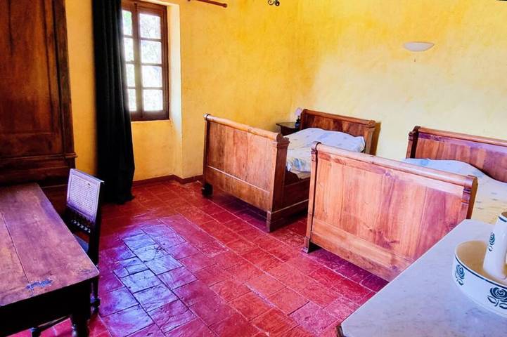 Location de vacances pour 16 personnes, avec jardin, animaux acceptés à La Tour-sur-Orb - 3