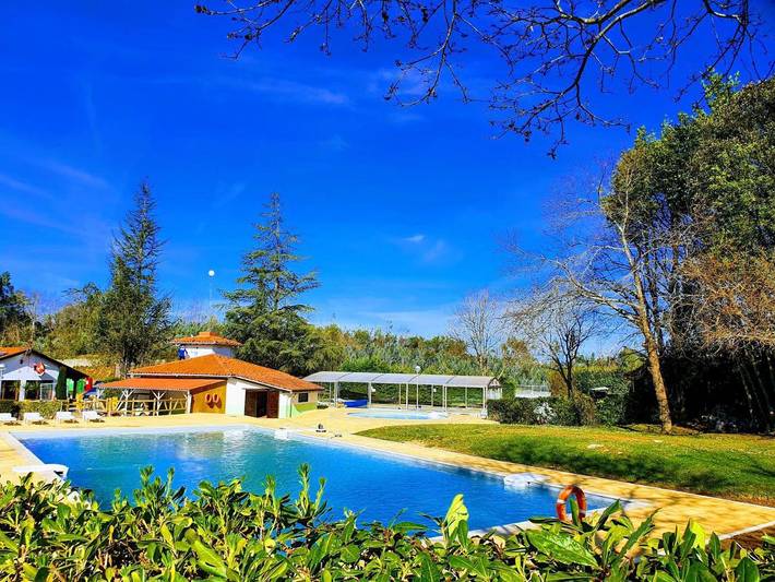 Camping pour 5 personnes, avec jardin et piscine, animaux acceptés dans Cantabrie - 2