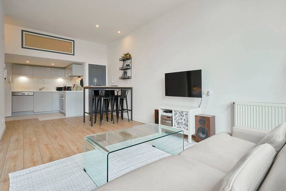 Entire apartment, Charming and quiet apartment on the main boulevard in La Madeleine, Lille region