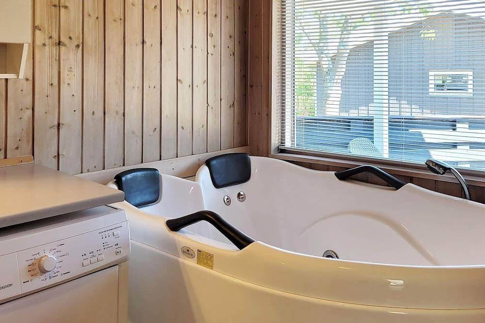 8 Personen Ferienhaus in Nexø in Snogebæk, Bornholm