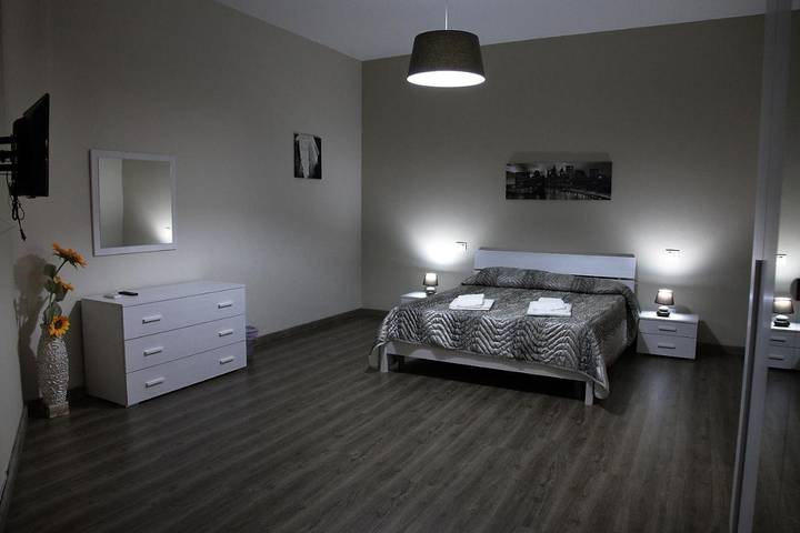 Maison d’hôte pour 2 personnes, avec terrasse à Lamezia Terme - 3