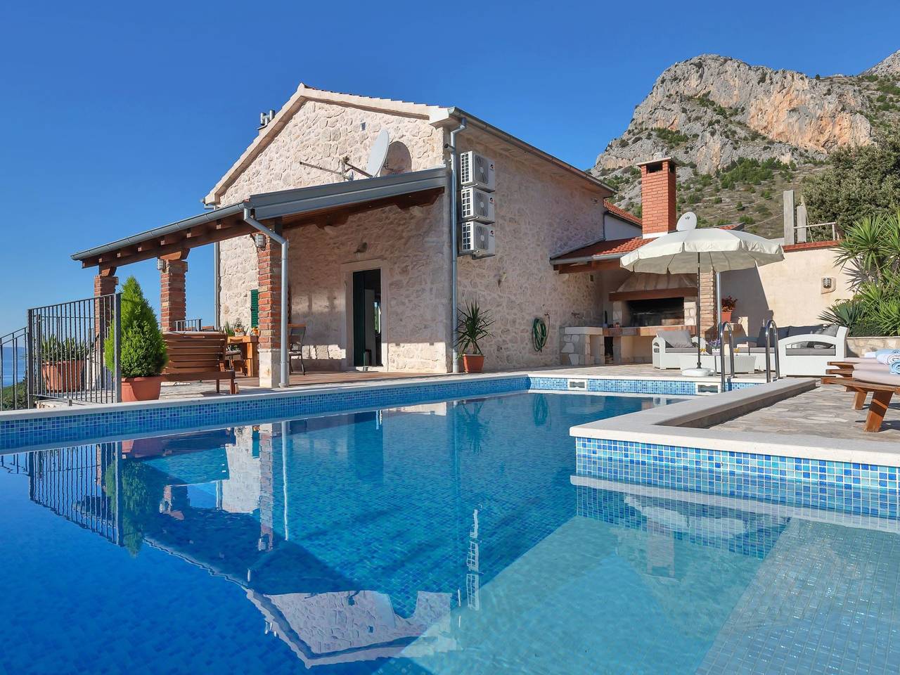 Haus Mya in Zivogosce, Makarska Riviera