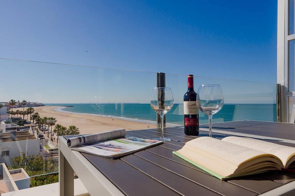 Apartamento entero, Sea views Rota apartamento in Playa La Costilla, Rota 