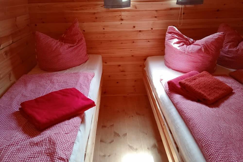 Tinyhouse Comet am See, Mecklenburger Seenplatte in Himmelpfort, Ruppiner Seenland