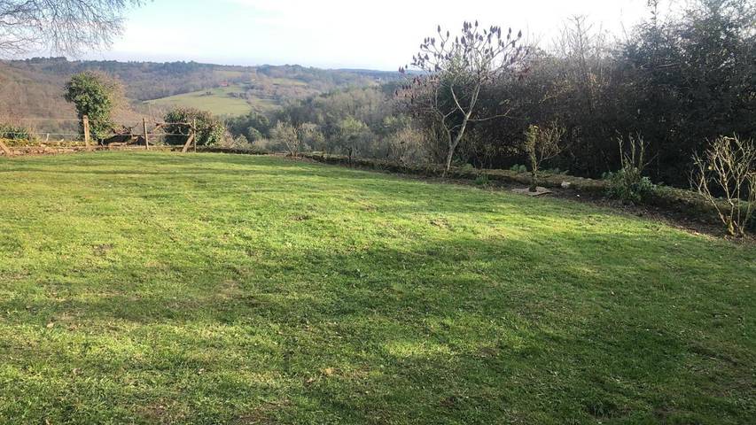 Location de vacances pour 6 personnes, avec vue et jardin à Fanlac - 3