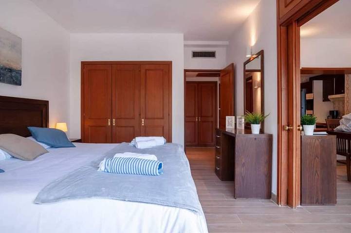 Hel lejlighed, Golden Mile Apartment 150 m. to the beach in Marbella West, Marbella
