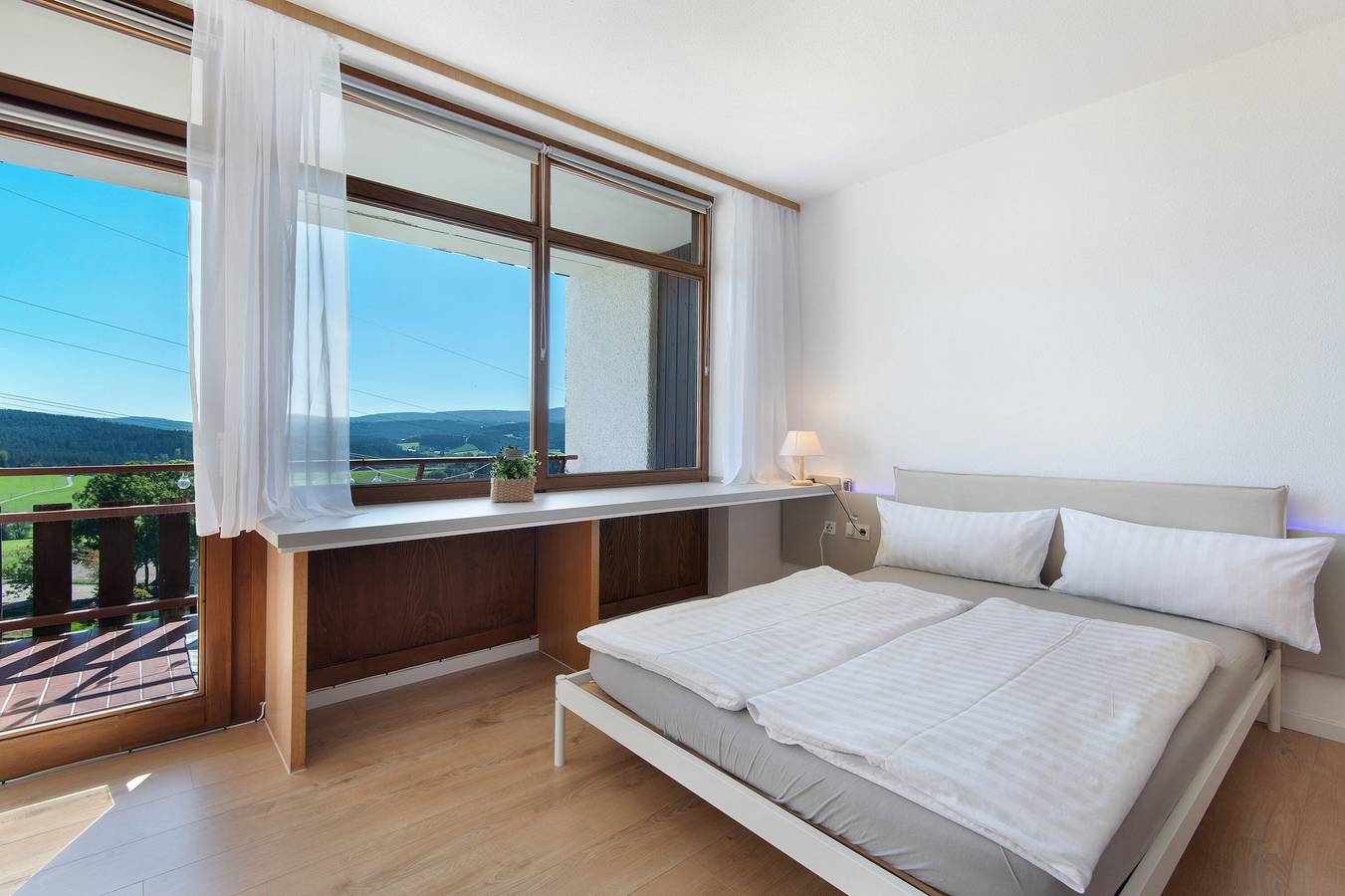 Studio entier, Appartement 'S22' avec vue sur la montagne, balcon et Wi-Fi in Regen (Ostbayern), Bavière Orientale