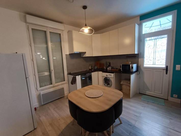 Gîte pour 4 personnes, avec balcon, animaux acceptés dans Stade Yves du Manoir - 2