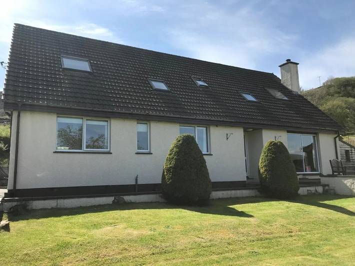 Bed and breakfast for 2 people, with Garden in Portree