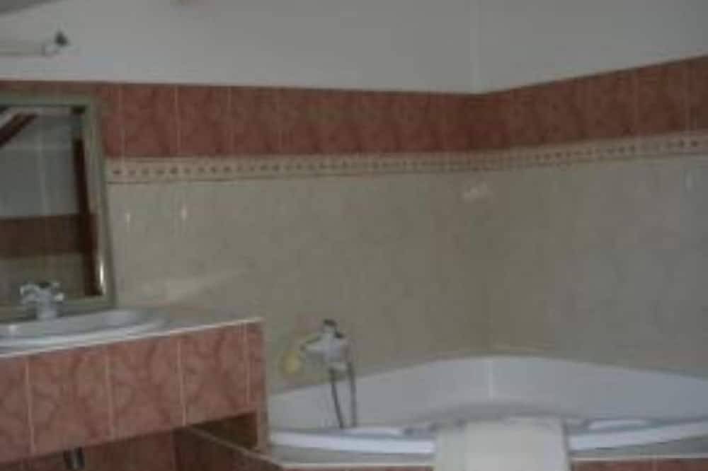 Ganze Wohnung, Ferienwohnung - Folelli in Folelli, Penta-di-Casinca