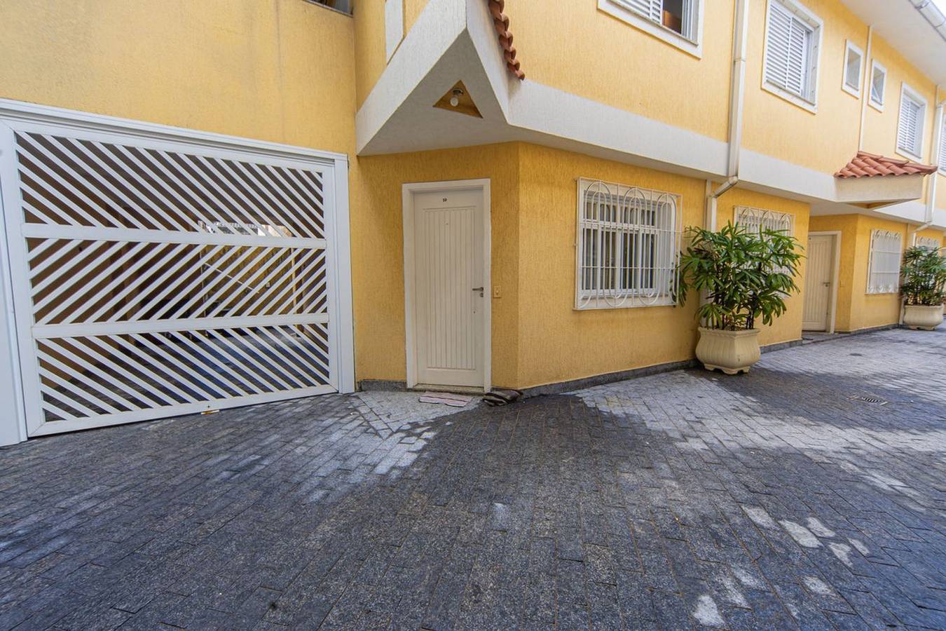Sua Casa na Enseada Perto da Praia e de Tudo in Praia da Enseada (Guarujá), Baixada Santista