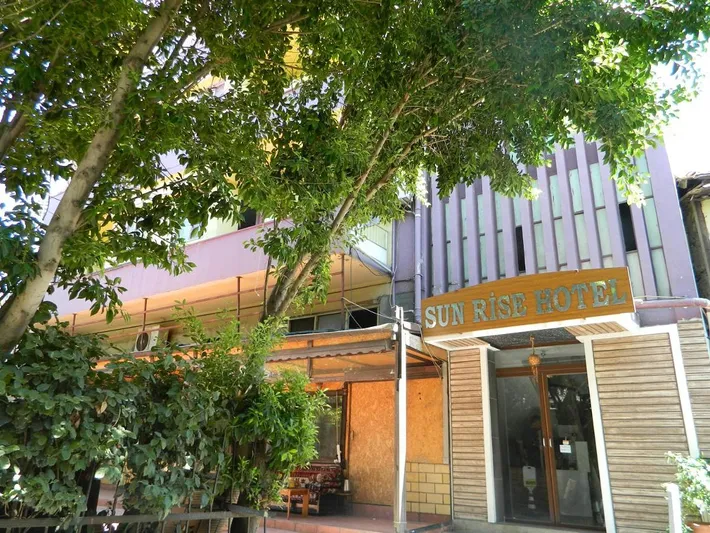 Hotel for 2 people, with garden and view - 1