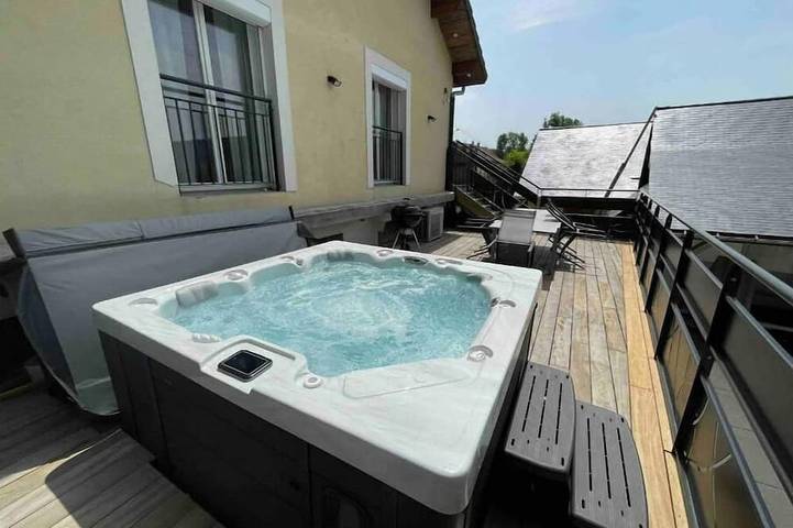 Location de vacances pour 14 personnes, avec jacuzzi et sauna dans La Bauche