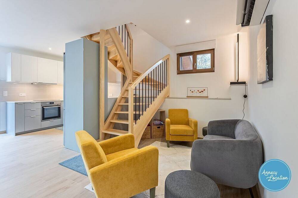 Renovated Chalet in the Heart of Menthon in Menthon-Saint-Bernard, Annecy region