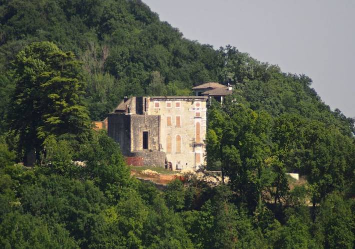 Gîte pour 7 personnes, avec vue et terrasse à Polcenigo - 3