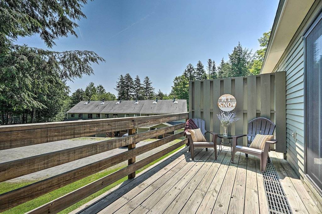 Relaxing Mountain Refuge: 4 Miles to Mt Snow! in West Dover, Mount Snow