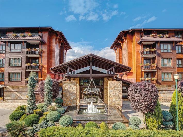 Hôtel pour 2 personnes, avec jacuzzi et jardin ainsi que piscine et sauna