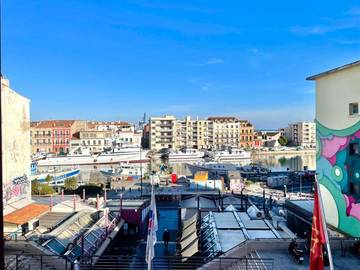 Gîte pour 4 personnes, avec vue et balcon dans Office de Tourisme de Sète