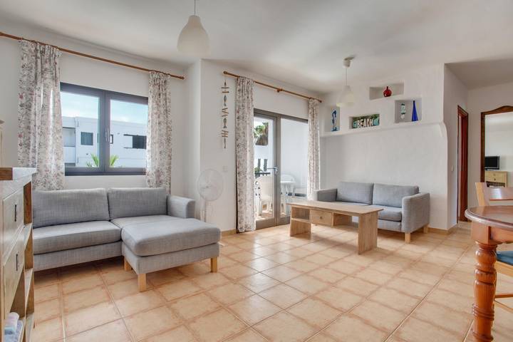 Ganze Wohnung, Gemütliche Ferienwohnung “Costa luz Tortuga” mit Meerblick, Wlan, Balkon und Pool in Puerto del Carmen, Tías