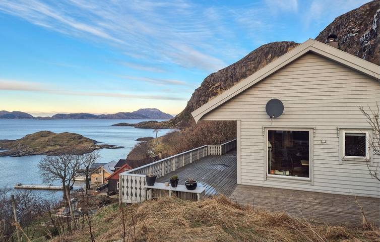 Ferienhaus für 6 Personen, mit Ausblick und Terrasse sowie Garten, mit Haustier