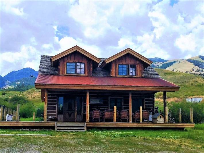 Ferienhaus für 18 Personen, mit Ausblick und Garten in Montana