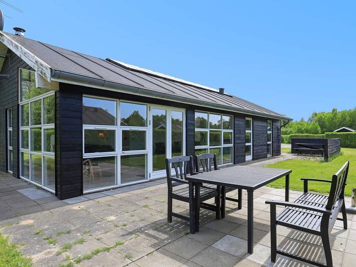 Ferienhaus für 8 Personen, mit Whirlpool und Terrasse sowie Pool und Sauna in Nordjütland - 2